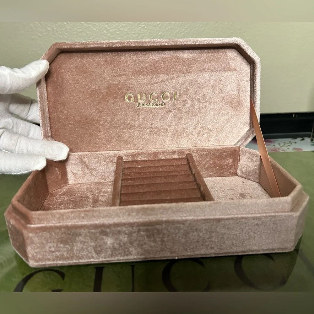 Gucci Bamboo Blush Pink Velvet Jewelry Box